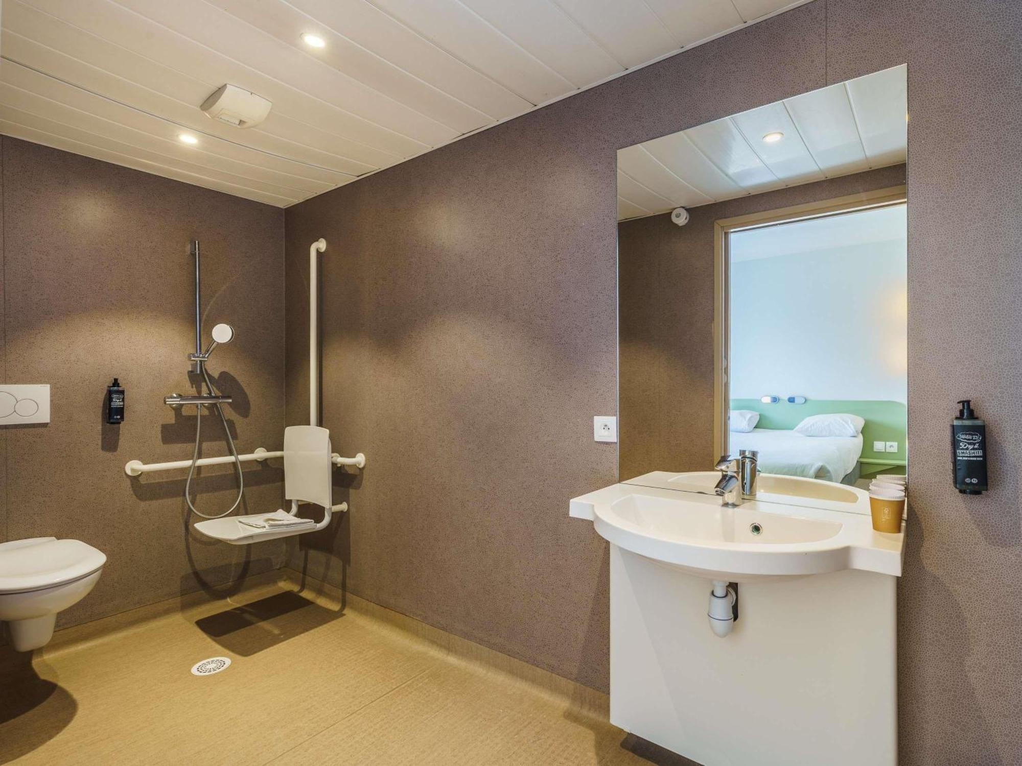 Hotel Ibis Budget Sur Saone Nord Chalon-sur-Saône