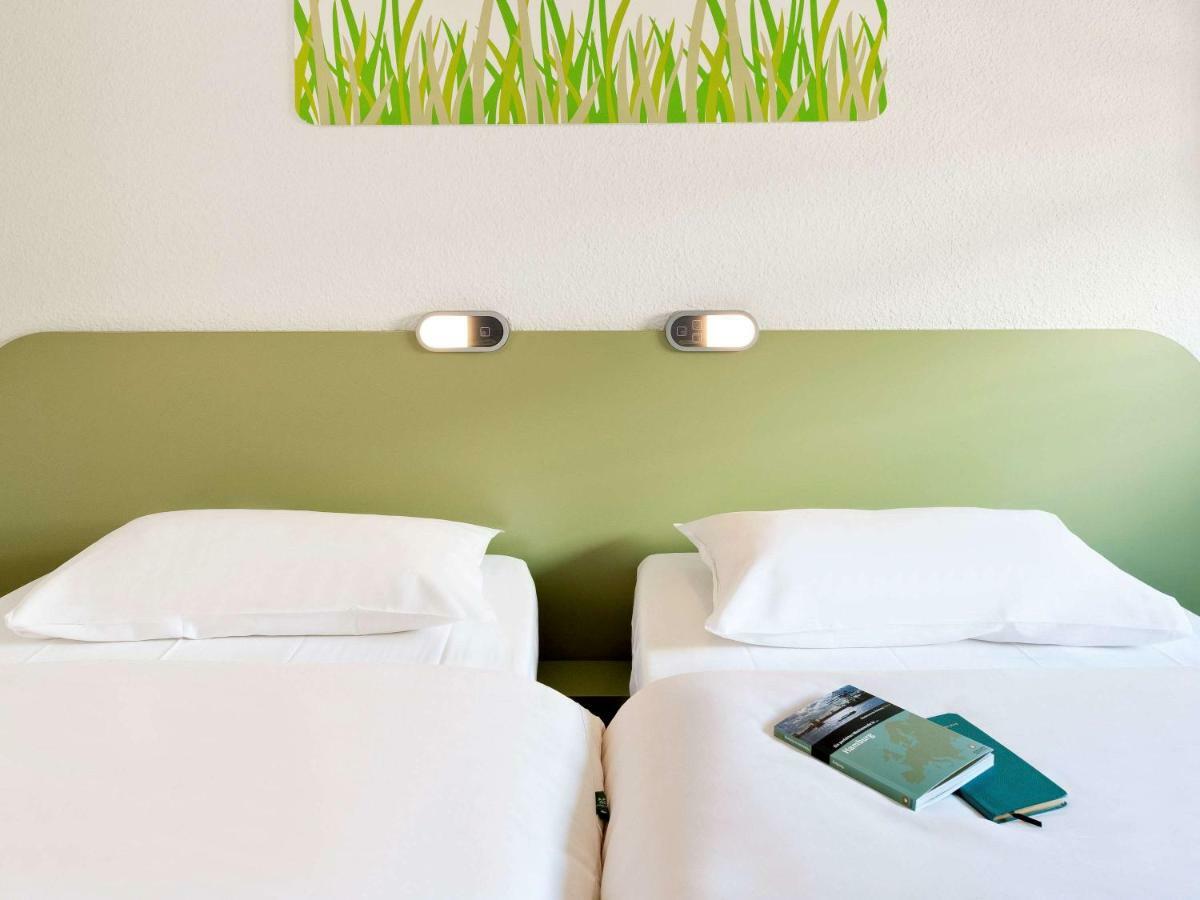 Ibis Budget Sur Saone Nord Hotel 2*